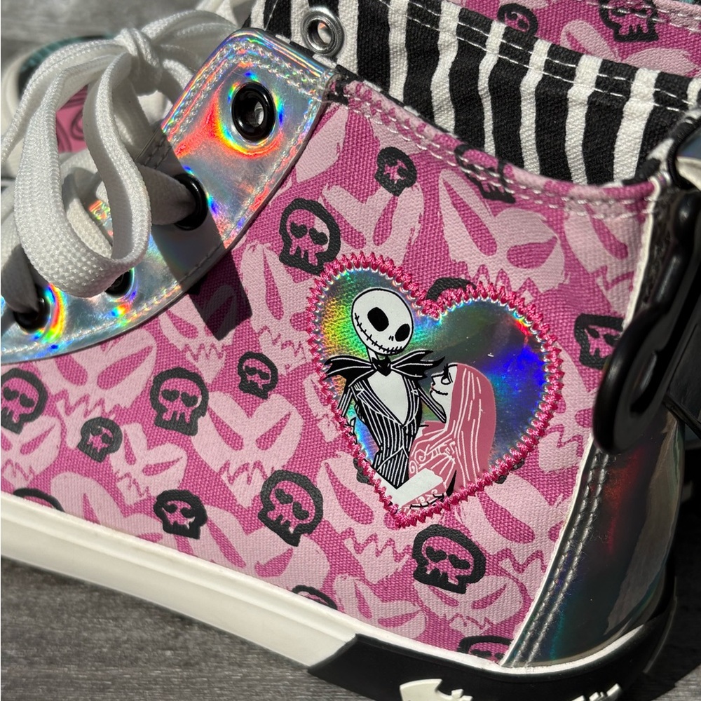 Disney Nightmare Before Christmas NWT Ground Up Girl’s High Top Sneakers Size 4 - Picture 5 of 10